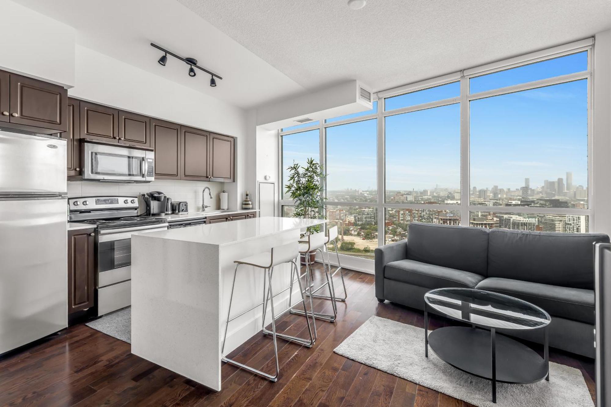 2 Bedroom Waterfront Condo Downtown W/ Free Parking Toronto Extérieur photo