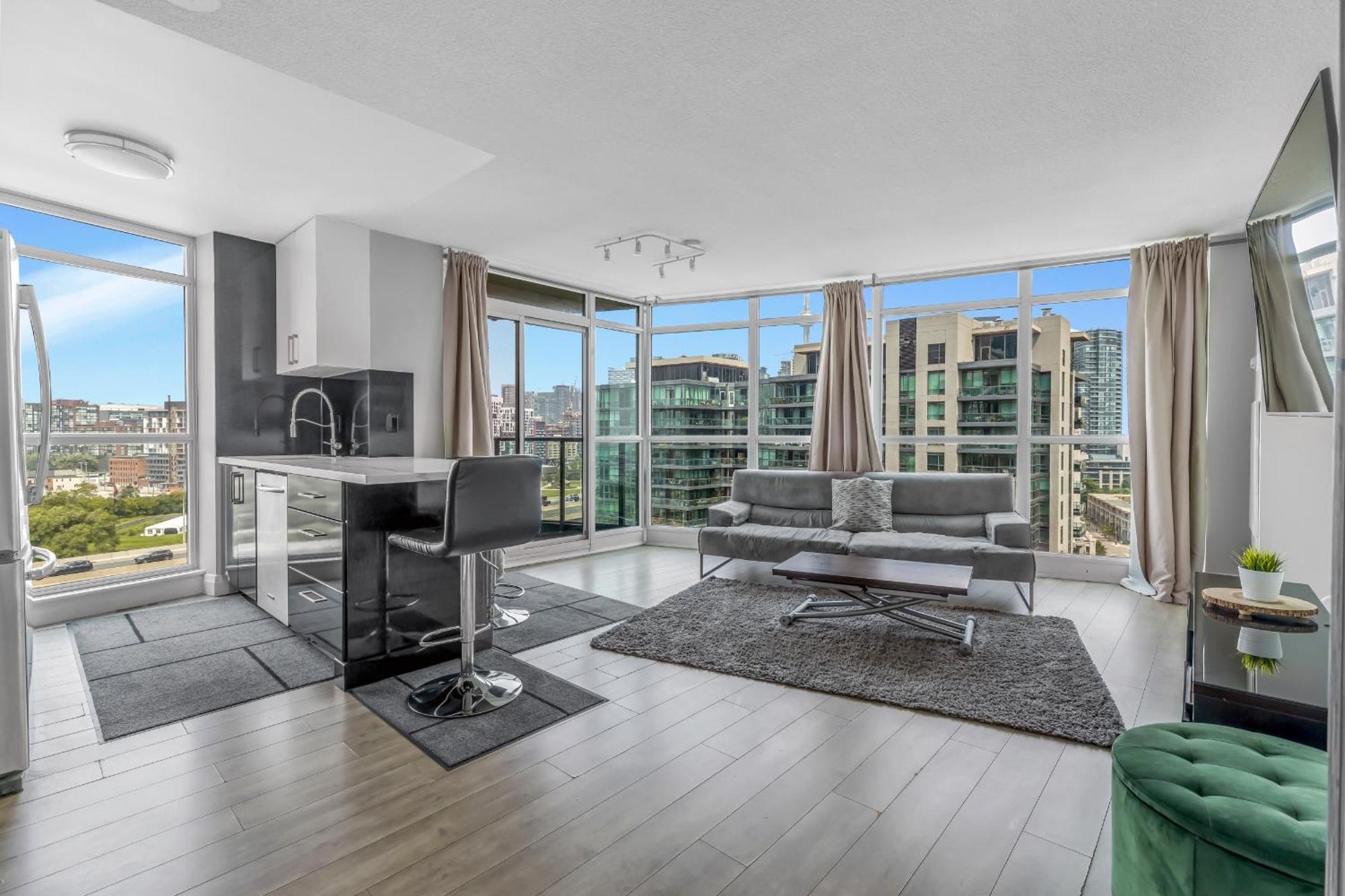 2 Bedroom Waterfront Condo Downtown W/ Free Parking Toronto Extérieur photo