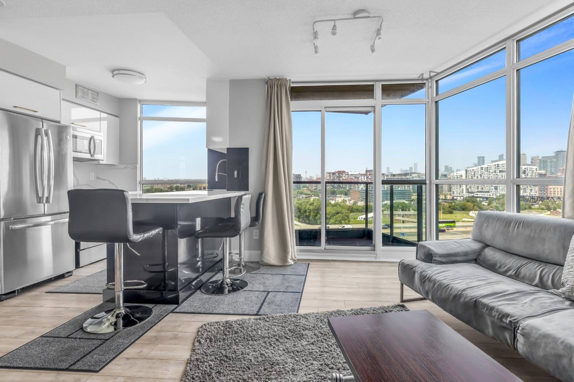 2 Bedroom Waterfront Condo Downtown W/ Free Parking Toronto Extérieur photo